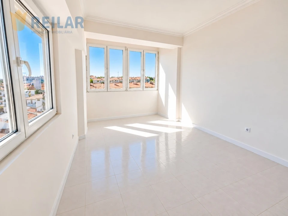 Apartamento T2 para Venda em Santa Iria de Azoia, São João da Talha e Bobadela Foto 5