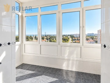 Apartamento T2 para Venda em Santa Iria de Azoia, São João da Talha e Bobadela