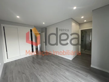 Moradia T3 para Venda em Fernao Ferro