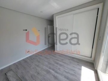 Moradia T3 para Venda em Fernao Ferro