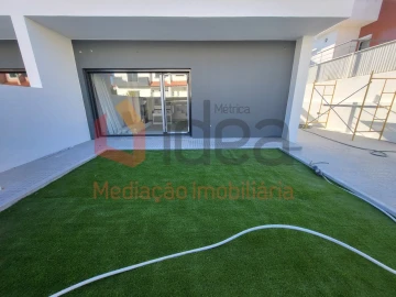 Moradia T3 para Venda em Fernao Ferro