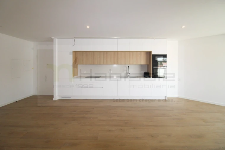 Apartamento T2 para Venda em Costa da Caparica Foto 2