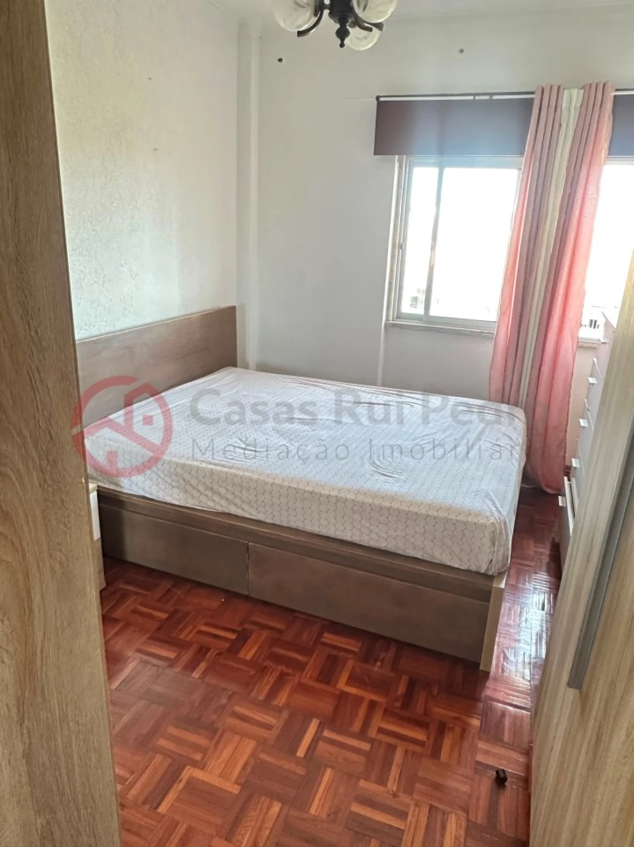 Apartamento T3 para Venda em Rio de Mouro Foto 16