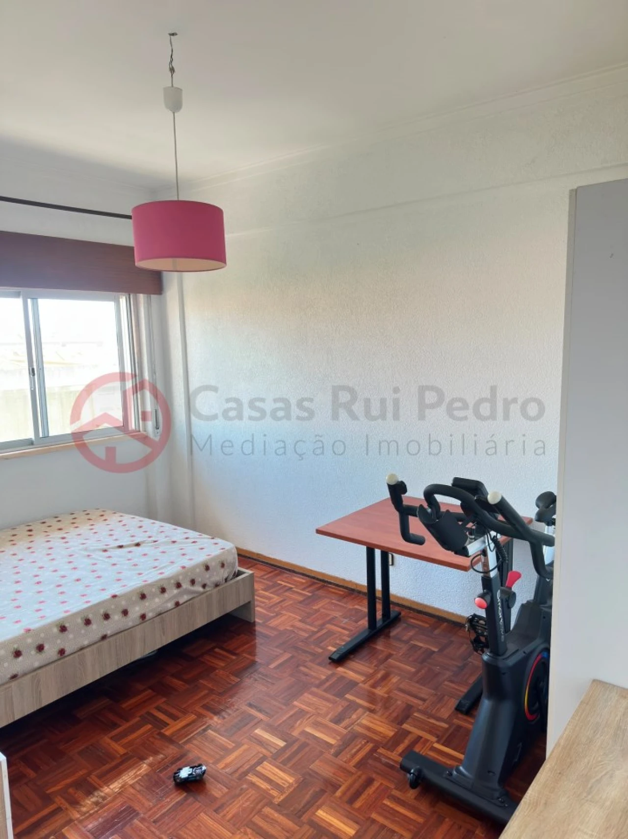 Apartamento T3 para Venda em Rio de Mouro Foto 22