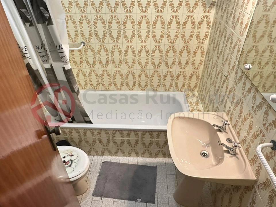 Apartamento T3 para Venda em Rio de Mouro Foto 28