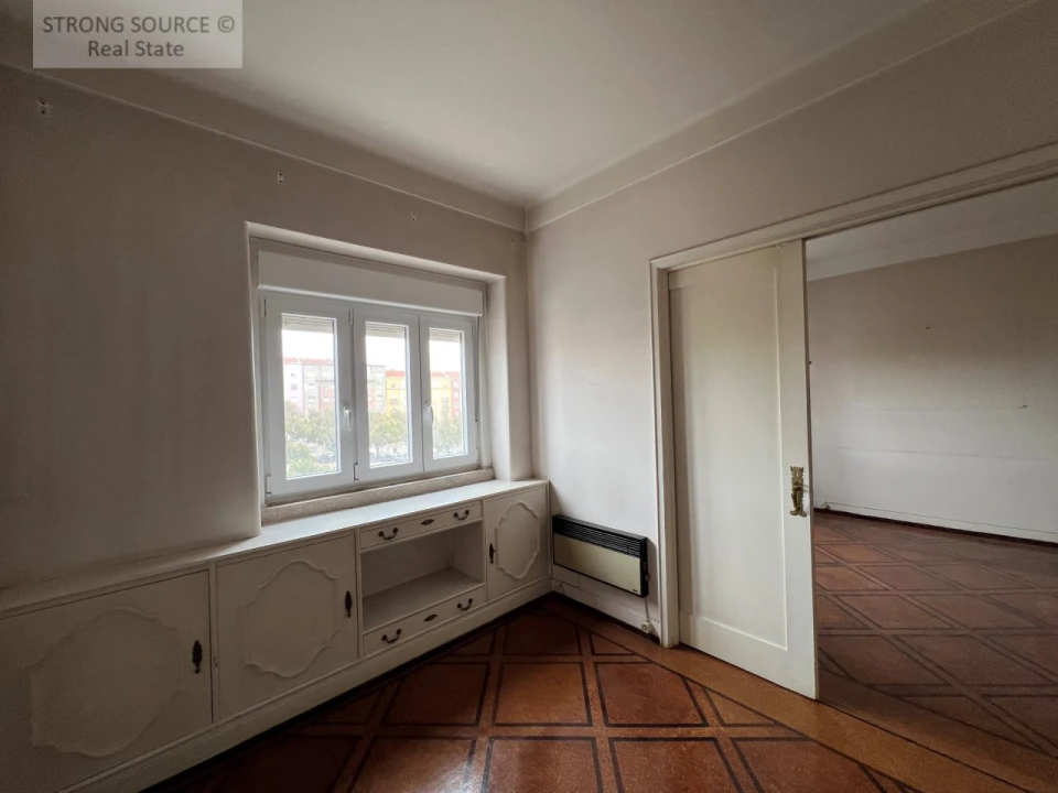 Apartamento T4 para Venda em Arroios Foto 13