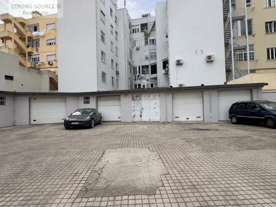 Apartamento T4 para Venda em Arroios Foto 73