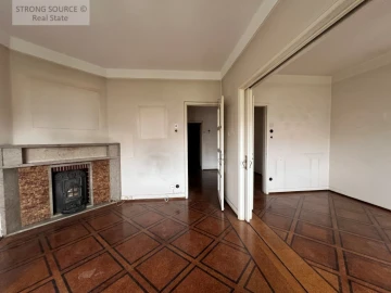 Apartamento T4 para Venda em Arroios