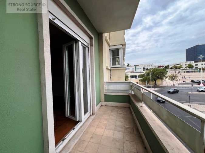 Apartamento T4 para Venda em Arroios Foto 3