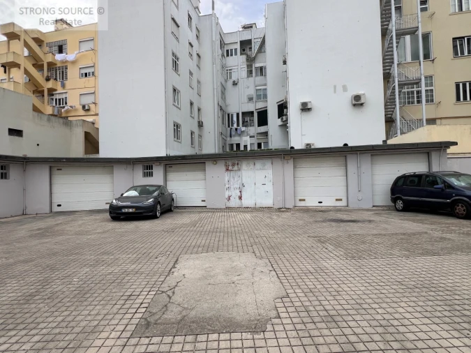 Apartamento T4 para Venda em Arroios Foto 73