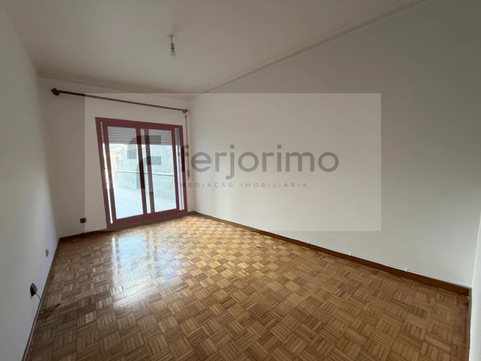 Apartamento T3 para Venda em Caldelas Foto 12