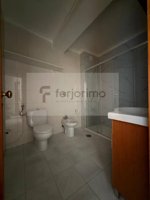 Apartamento T3 para Venda em Caldelas
