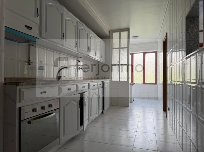 Apartamento T3 para Venda em Caldelas Foto 5