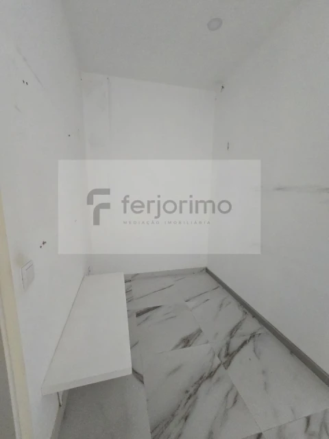 Loja para Arrendamento em Oliveira, São Paio e São Sebastião