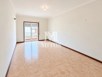 Apartamento T2 para Arrendamento em Santa Maria Maior e Monserrate e Meadela