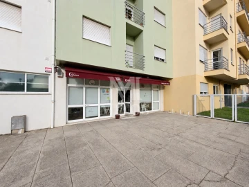 Negócio para Arrendamento em Santa Maria Maior e Monserrate e Meadela