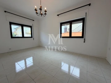 Apartamento T2 para Venda em Darque