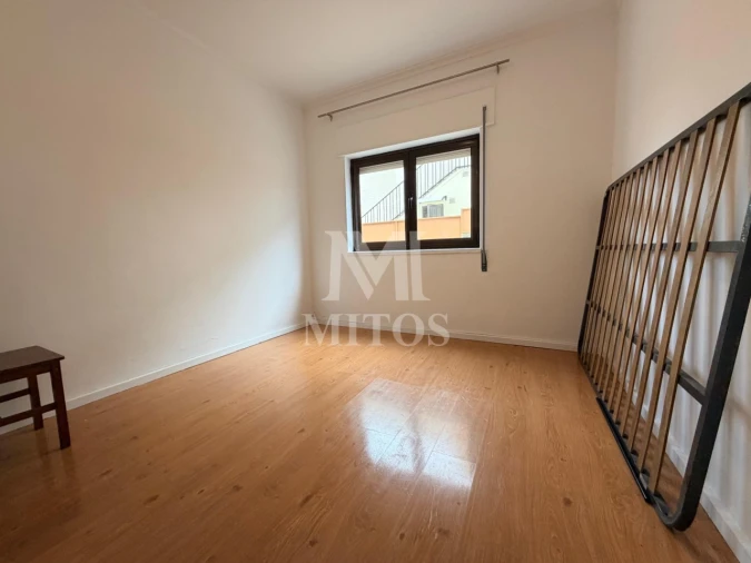 Apartamento T2 para Venda em Darque Foto 4