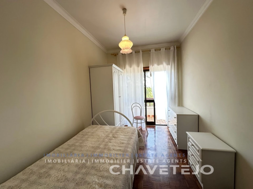 Apartamento T3 para Venda em São João Baptista e Santa Maria dos Olivais Foto 6