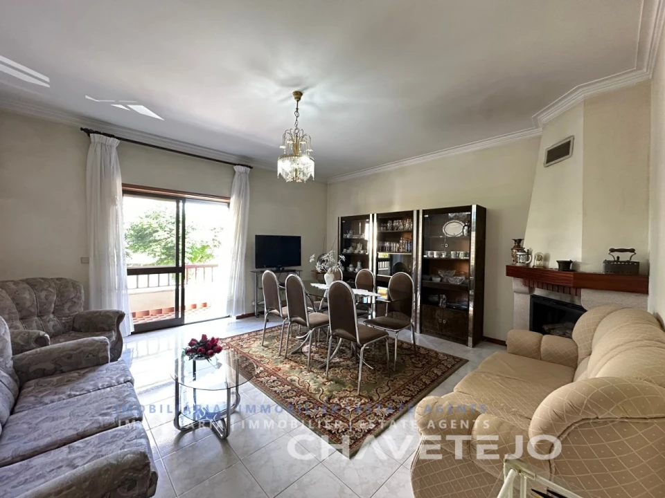 Apartamento T3 para Venda em São João Baptista e Santa Maria dos Olivais Foto 18