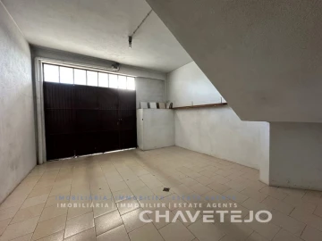 Apartamento T3 para Venda em São João Baptista e Santa Maria dos Olivais