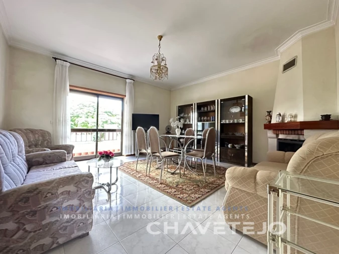 Apartamento T3 para Venda em São João Baptista e Santa Maria dos Olivais Foto 18