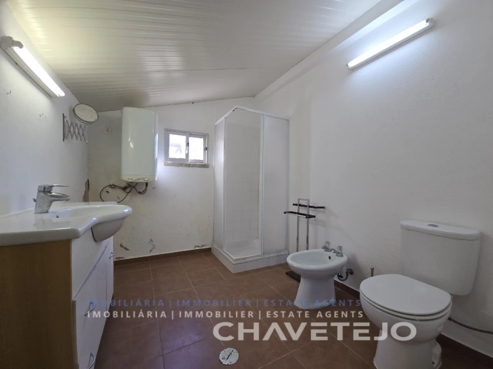 Moradia T3 para Venda em São João Baptista e Santa Maria dos Olivais Foto 5