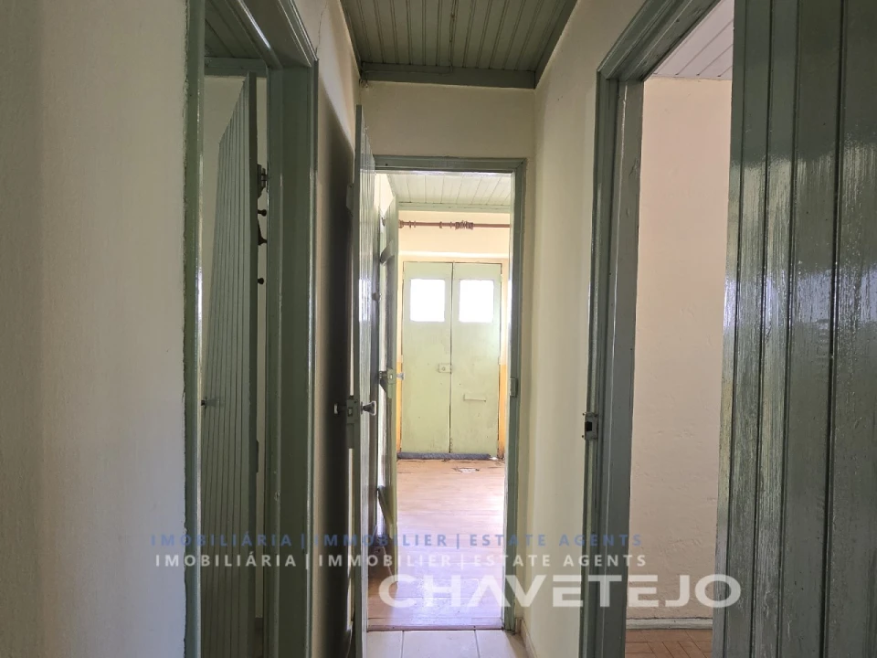 Moradia T3 para Venda em São João Baptista e Santa Maria dos Olivais Foto 7