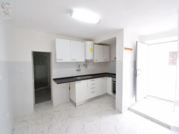 Moradia T2 para Venda em Santa Eulalia