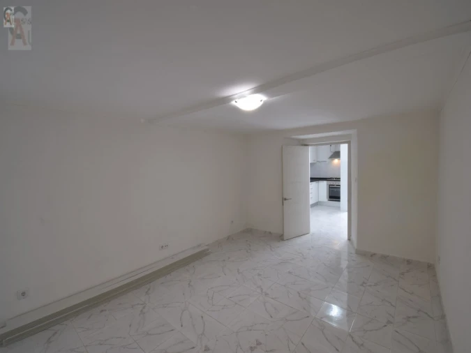 Moradia T2 para Venda em Santa Eulalia Foto 3