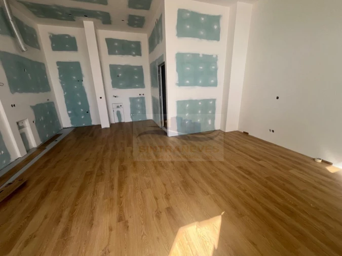 Apartamento T1 para Venda em Vialonga Foto 4