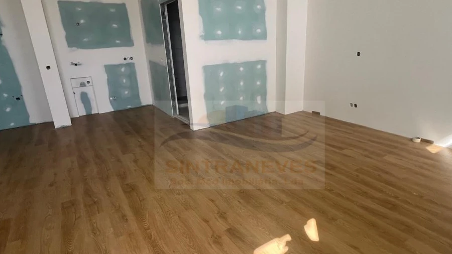 Apartamento T1 para Venda em Vialonga