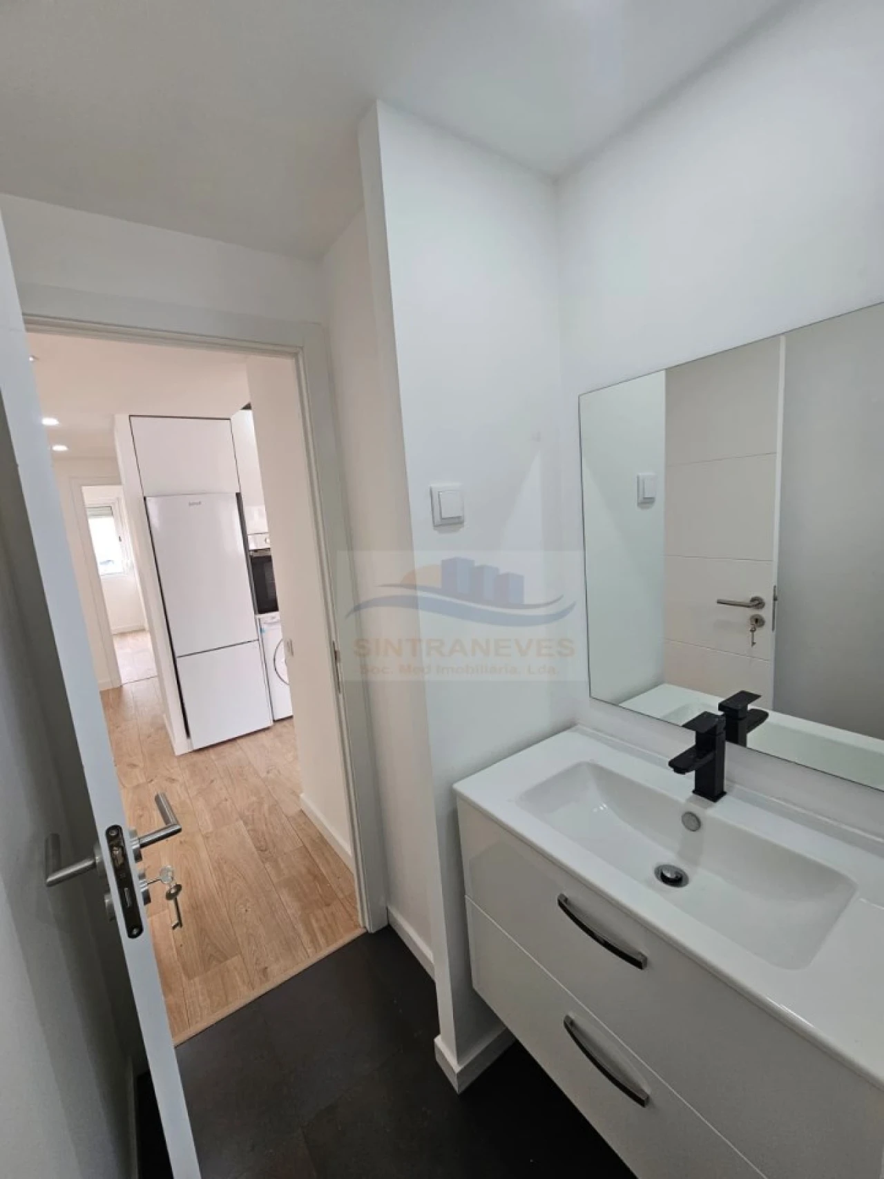 Apartamento T3 para Venda em Venteira Foto 10
