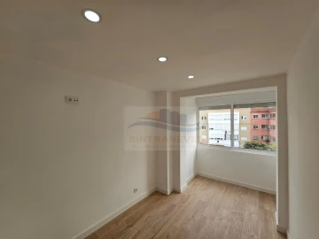 Apartamento T3 para Venda em Venteira