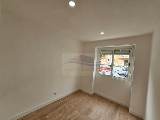 Apartamento T3 para Venda em Venteira Foto 9