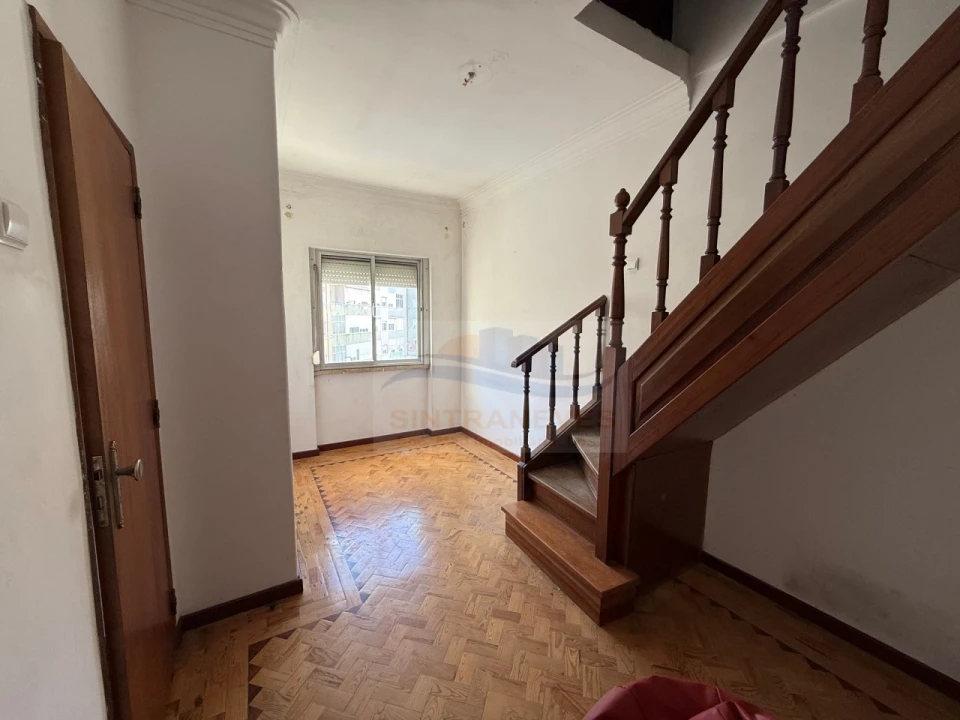 Apartamento T2 para Venda em Falagueira-Venda Nova Foto 22