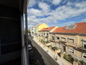 Apartamento T2 para Venda em Falagueira-Venda Nova