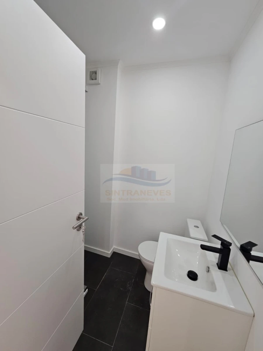 Apartamento T3 para Venda em Odivelas Foto 6