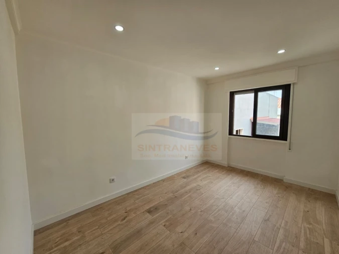 Apartamento T3 para Venda em Odivelas Foto 10