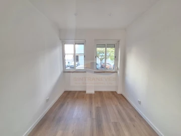 Apartamento T3 para Venda em Falagueira-Venda Nova