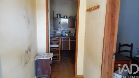 Moradia T1 para Venda em Vale da Madre