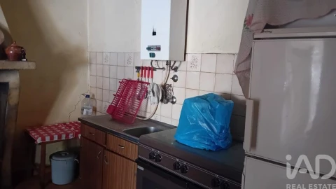 Moradia T1 para Venda em Vale da Madre
