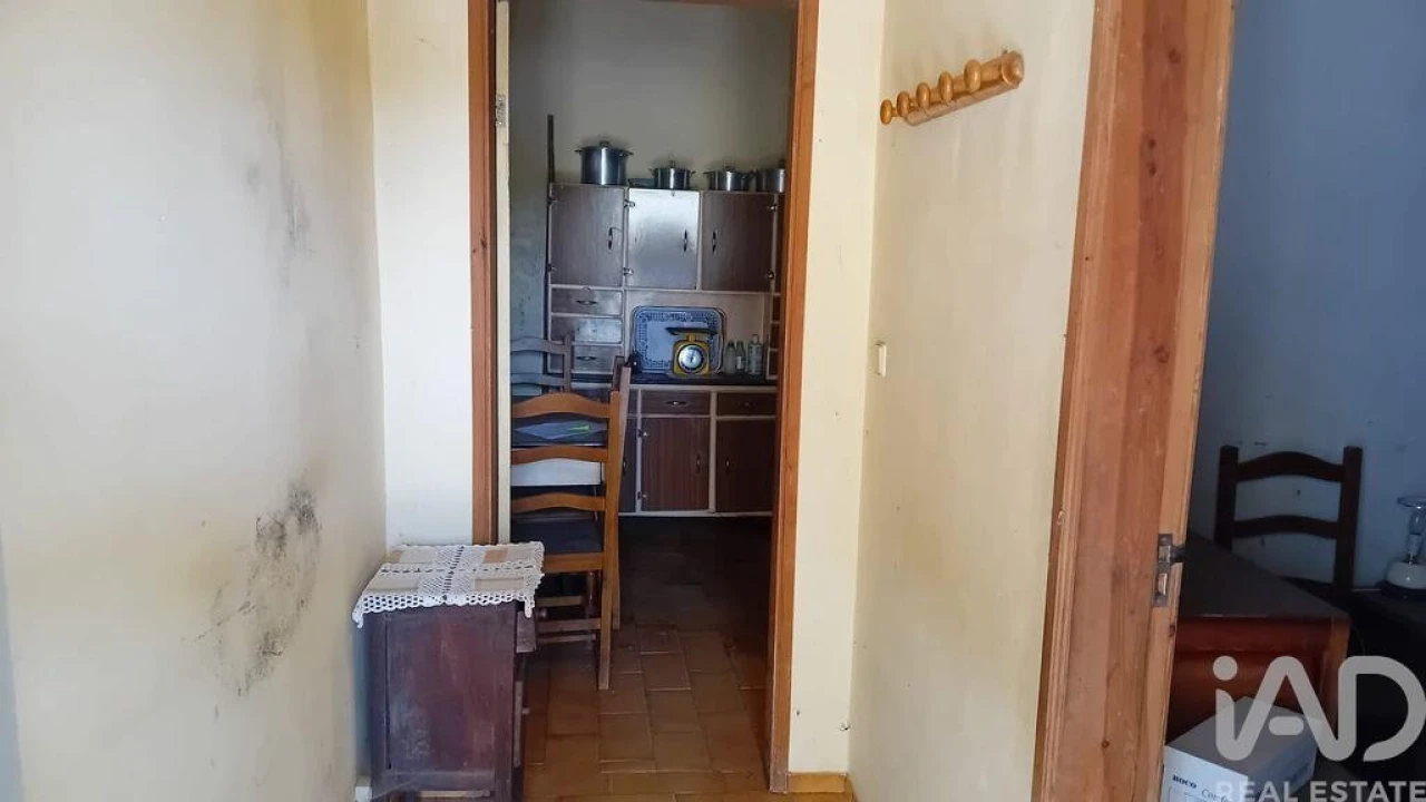 Moradia T1 para Venda em Vale da Madre Foto 9