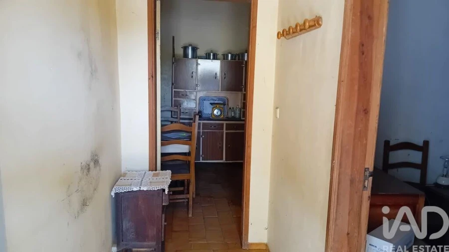Moradia T1 para Venda em Vale da Madre Foto 9