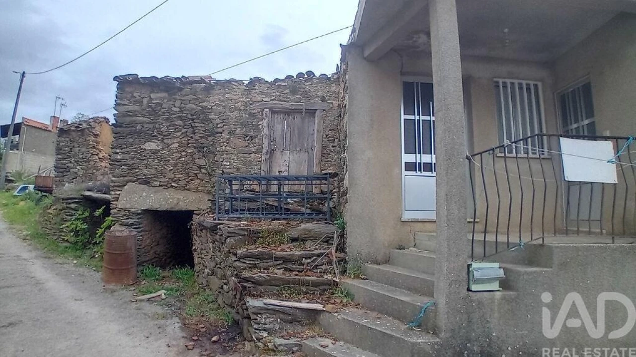 Moradia T1 para Venda em Vale da Madre Foto 4