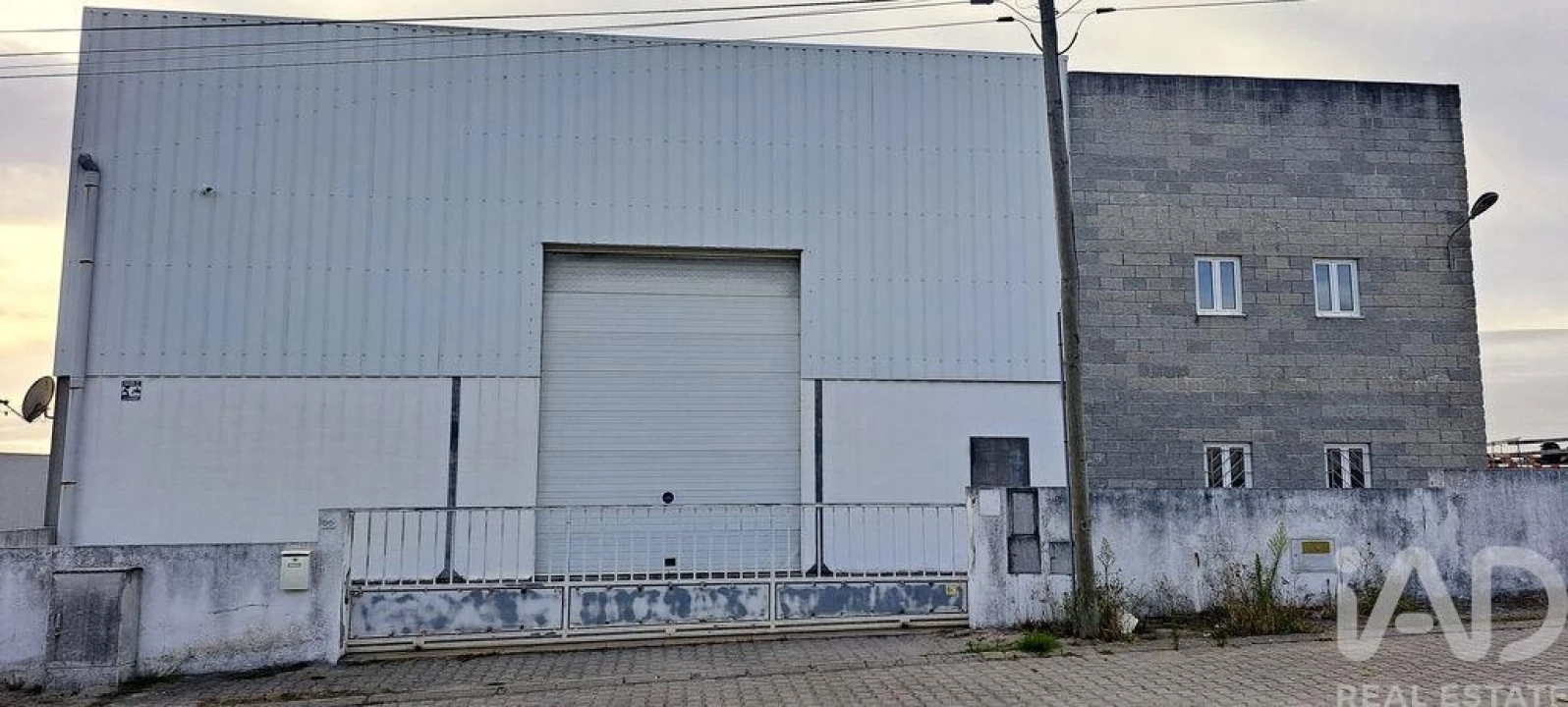 Armazém para Venda em Miragaia e Marteleira Foto 21