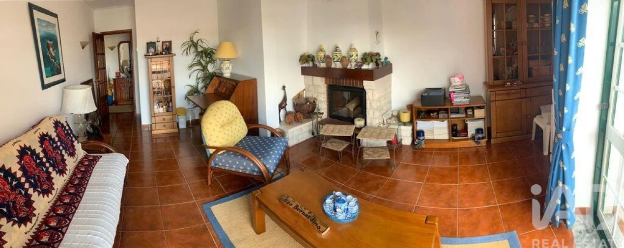 Apartamento T4 para Arrendamento em Atouguia da Baleia Foto 4