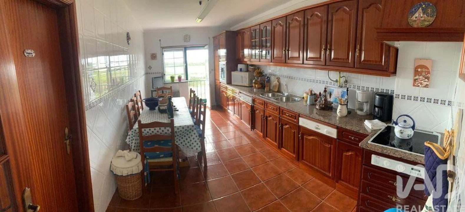 Apartamento T4 para Arrendamento em Atouguia da Baleia Foto 3