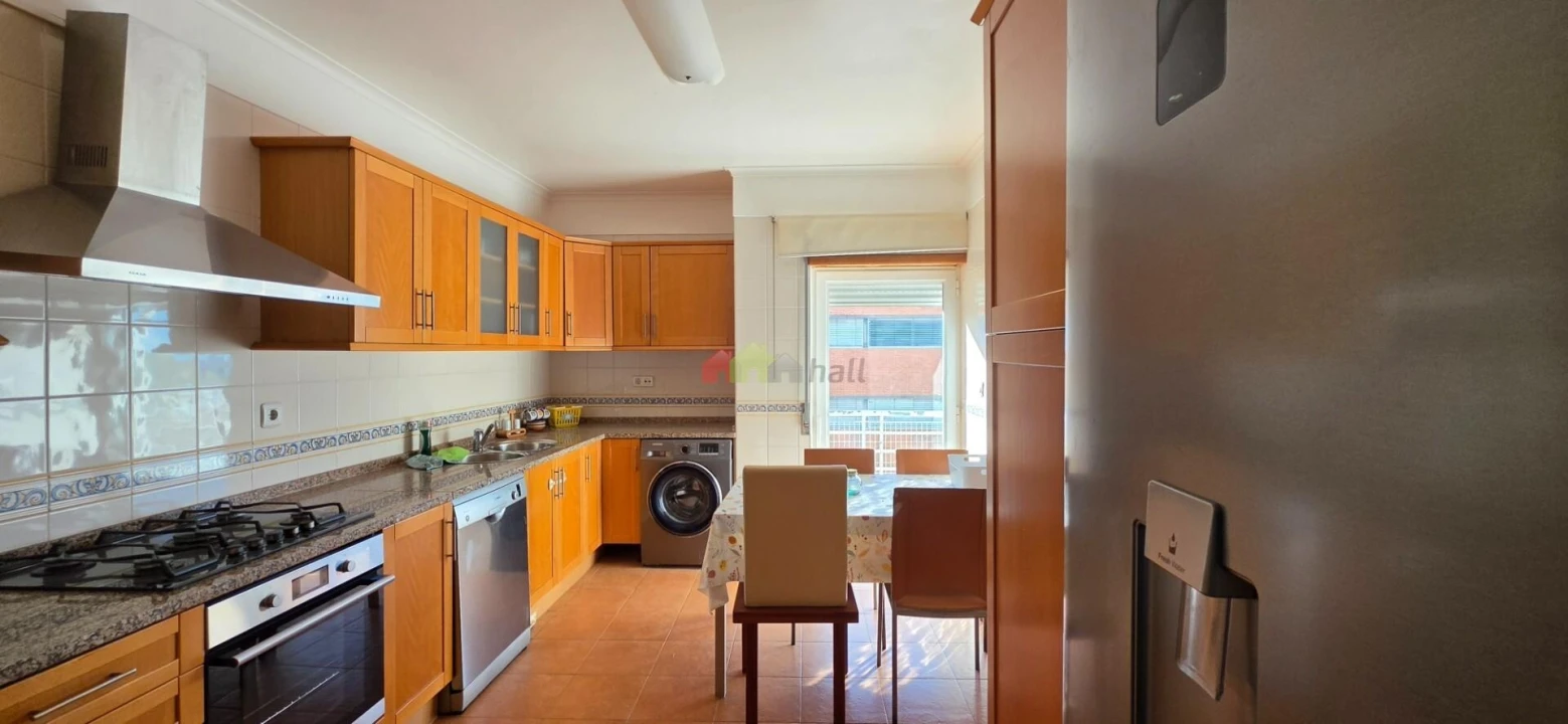 Apartamento T3 para Arrendamento em Beja (Santiago Maior e São João Baptista) Foto 29