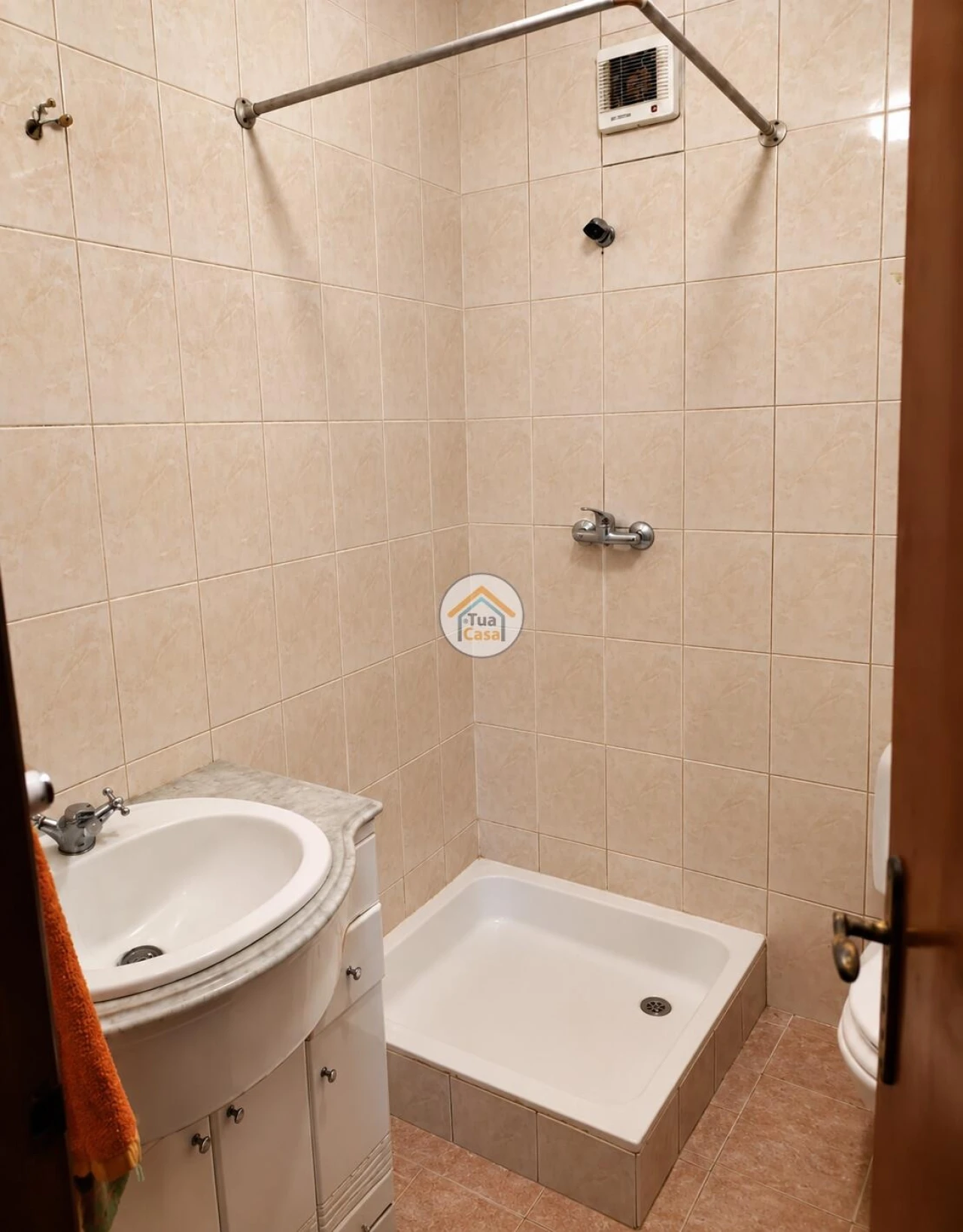 Moradia T2 para Venda em Três Povos Foto 26
